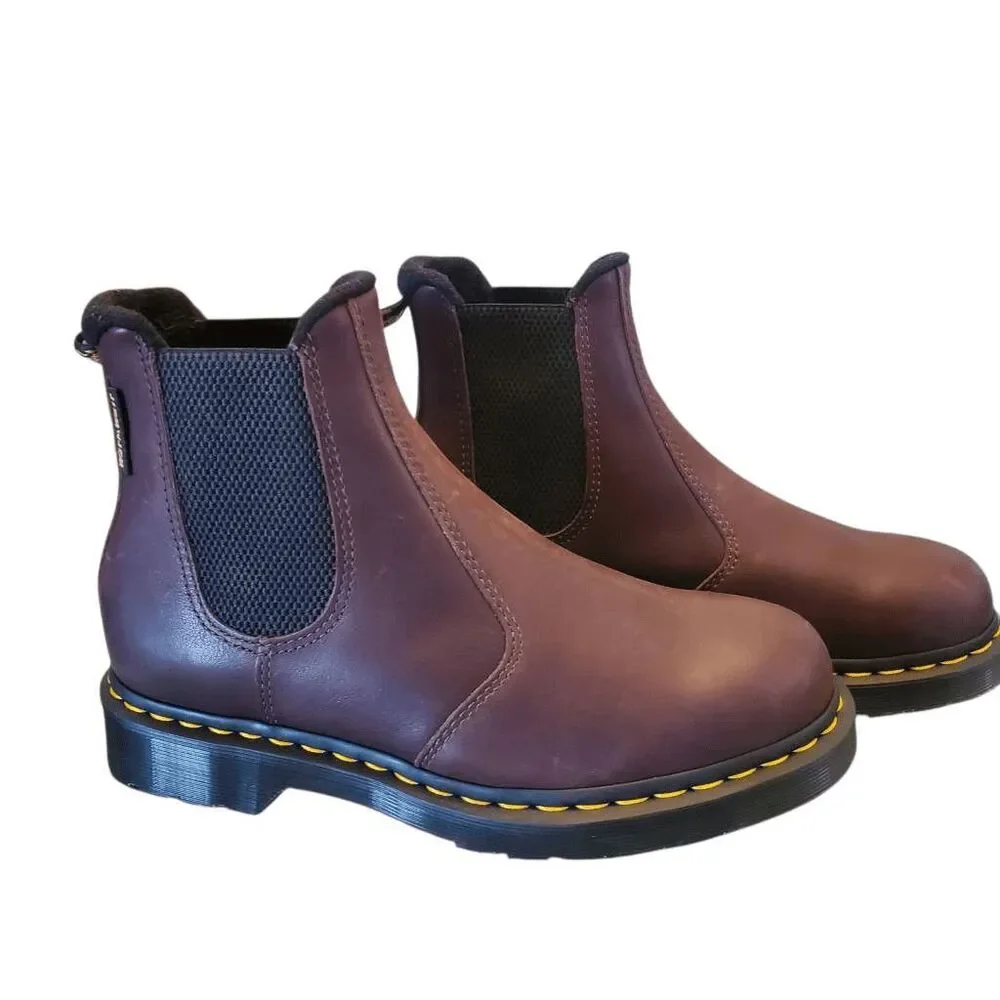 NWT Dr. Martens 2976 WarmWair Chelsea Boots  Brown Leather M 8, W 9.  NO BOX